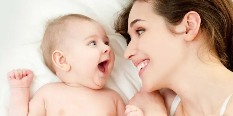 does breastfeeding affect mothers teeth