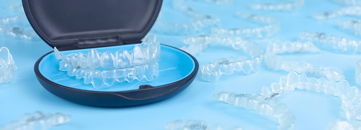 Clear Aligners vs. Invisalign: What’s the Difference? A Comprehensive Guide