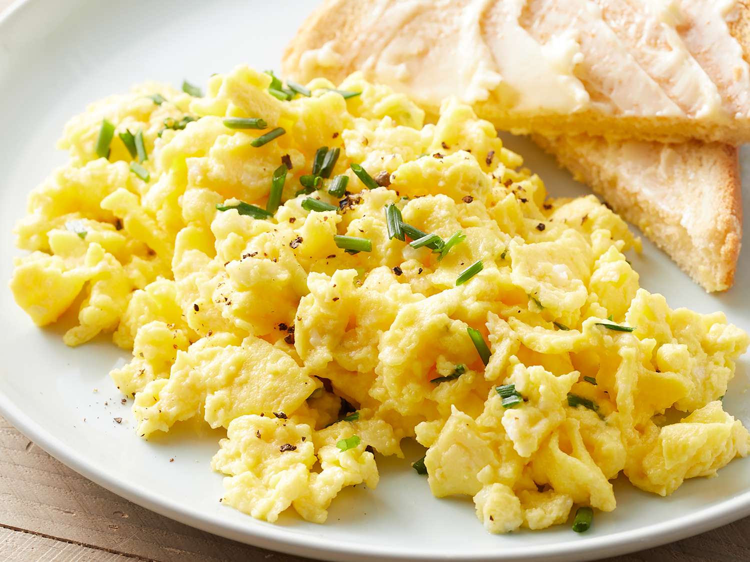 CreamyCottageCheeseScrambled_after-wisdom tooth extraction