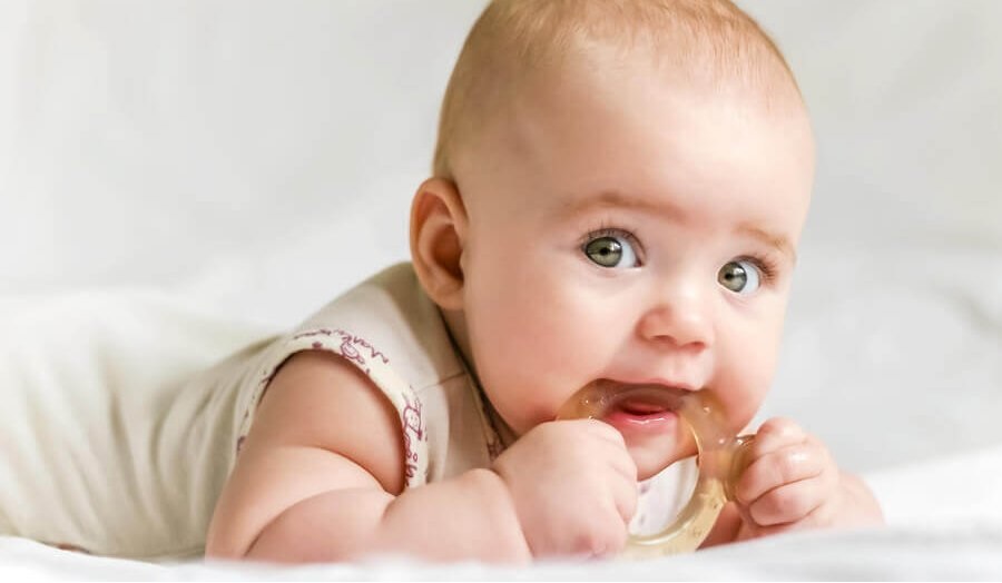 Signs and Symptoms of Teething in Babies: A Comprehensive Guide for Parents